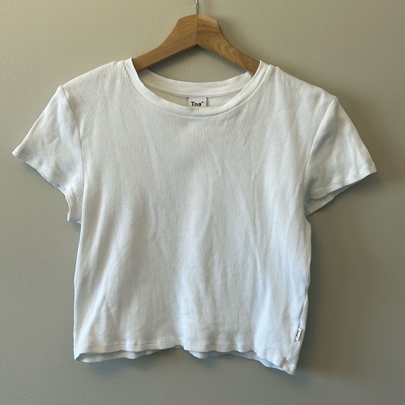 TNA Tops - Aritzia TNA Cropped Ribbed Cotton Baby Tee Shirt Size Large White